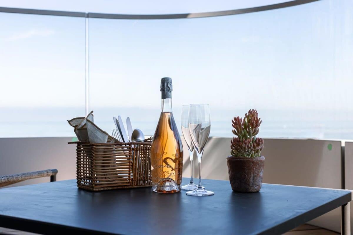 Huswell - Stunning Apartment With Breathtaking Views Ostend Exterior photo